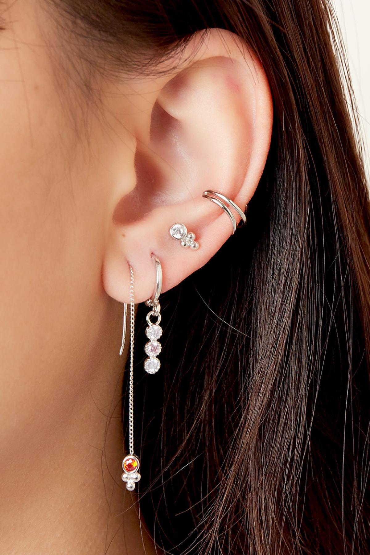 Goud Aurelia Spiral Earcuff RVS Goud – gedragen op model | Tudor Gems