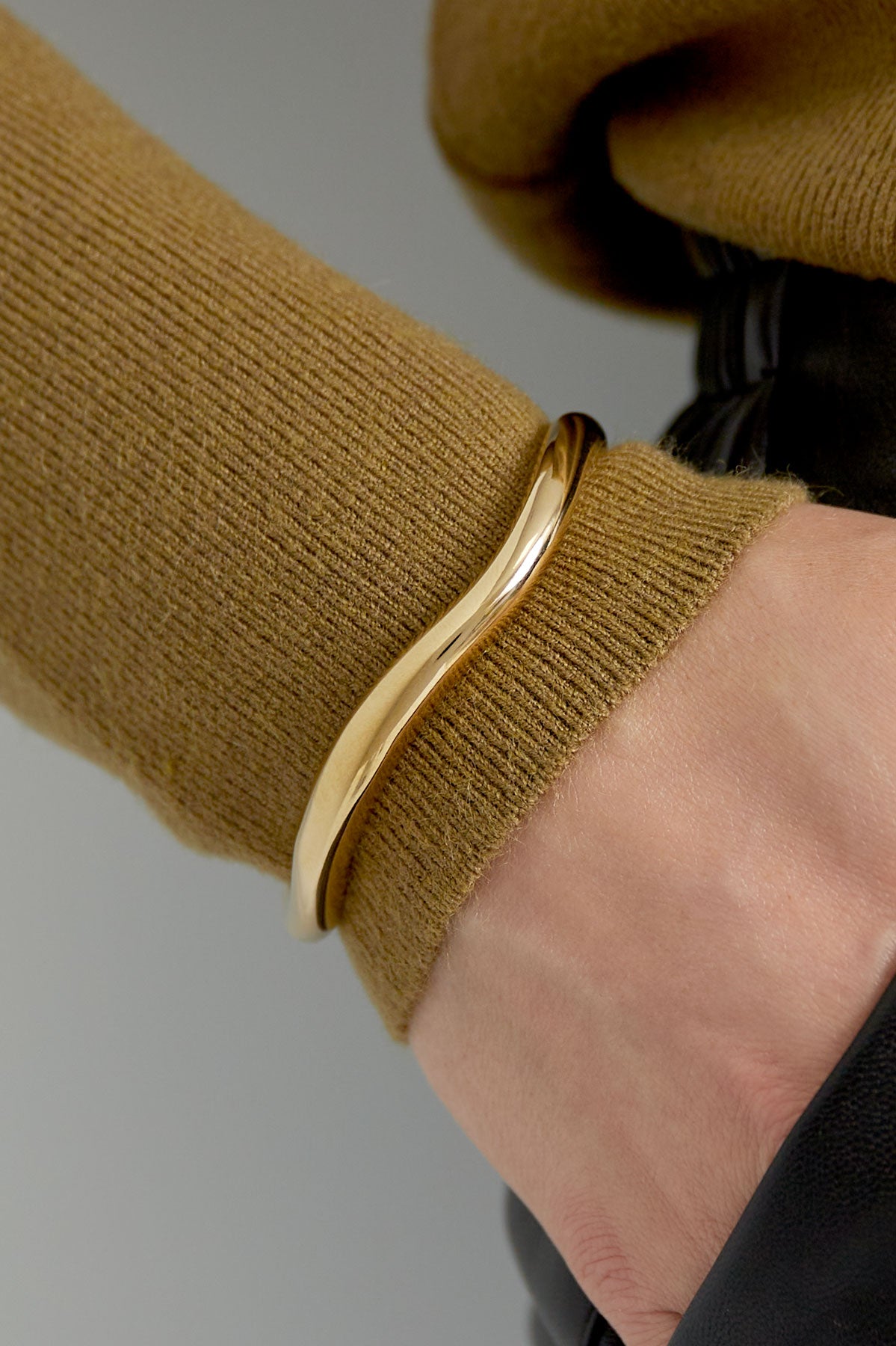 Brave Babe RVS Bangle Goud & Zilver Zilver — RVS Waterproof Nikkelvrij | Tudor Gems