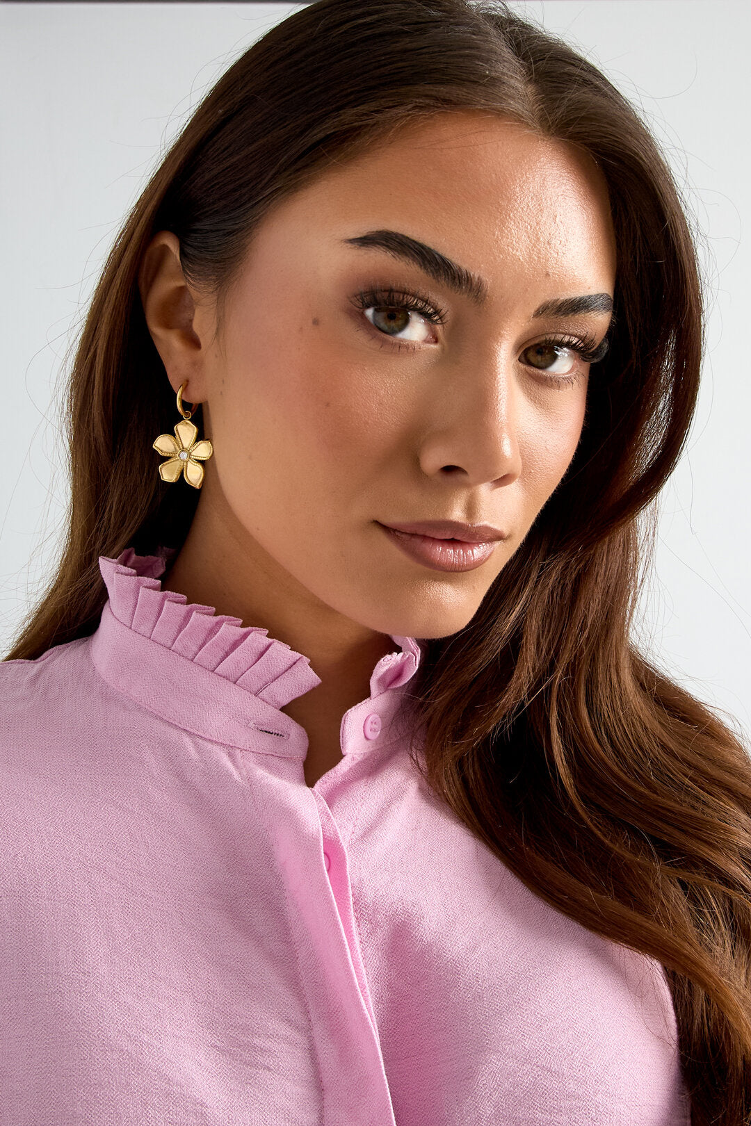 Fleurie Bloem Oorhangers RVS Goud — onderdeel van de Fleurie Bloemen Set | Tudor Gems