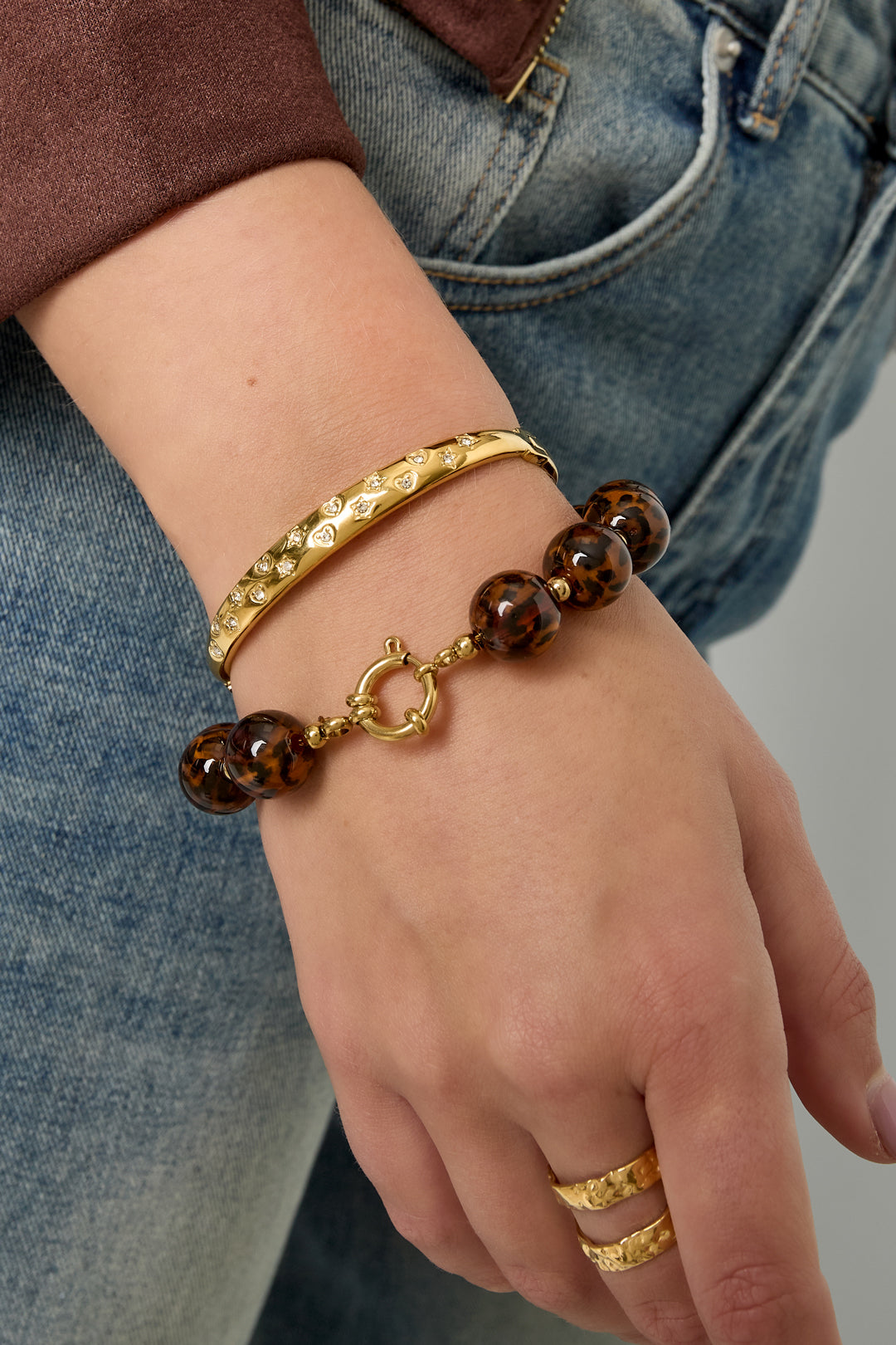 Goud & Zilver Luna Dot Crystal Bangle RVS Goud & Zilver – detail close-up | Tudor Gems
