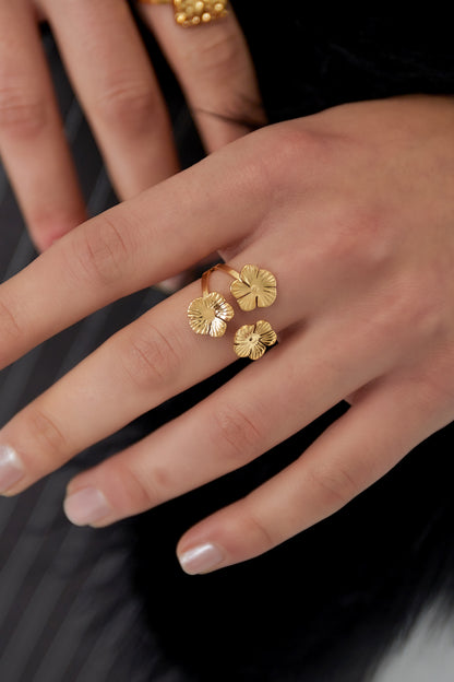Floral Trio RVS Ring Goud & Zilver Goud — RVS Waterproof Nikkelvrij | Tudor Gems
