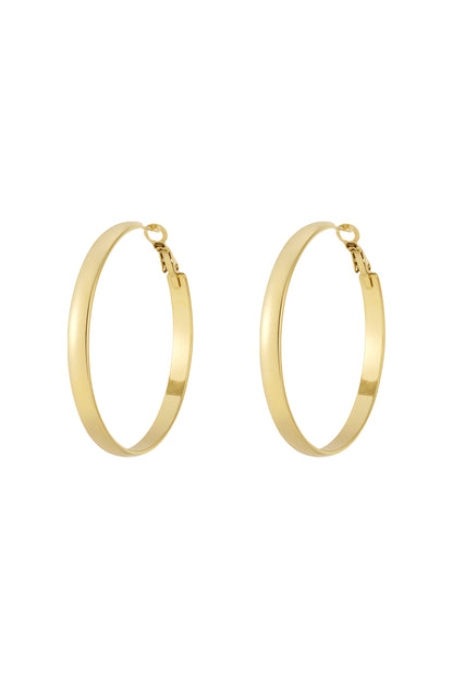 Goud & Zilver Nova Classic Hoop Oorbellen RVS Goud & Zilver – lifestyle shot | Tudor Gems