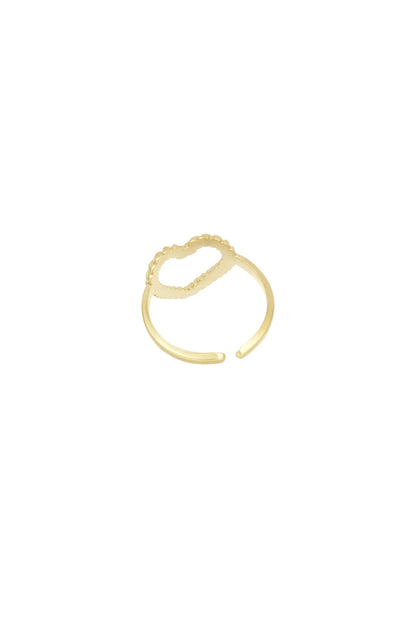 Goud Amoura Heart Open Ring RVS Goud – gedragen op model | Tudor Gems