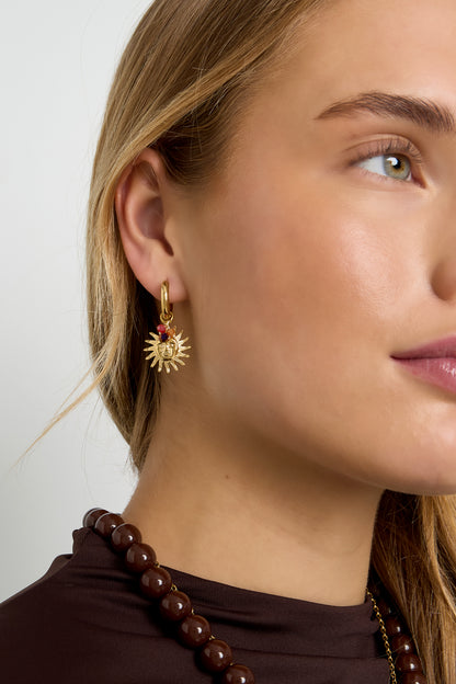 Goud Solara Sun Drop Oorbellen RVS Goud & Bruin – detail close-up | Tudor Gems