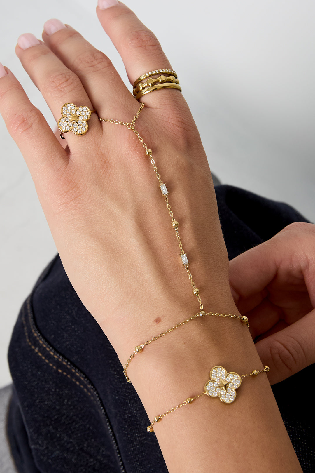 Neva Baguette Handchain van roestvrij staal in goud en zilver | Tudor Gems