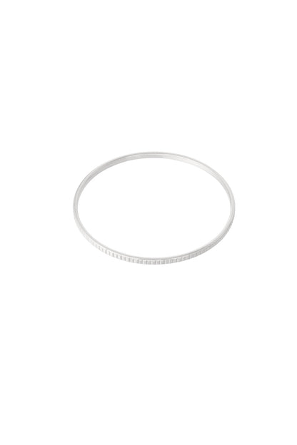 Goud & Zilver Valeria Geo Texture Bangle RVS Goud & Zilver – detail close-up | Tudor Gems