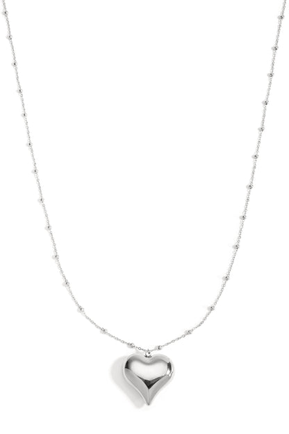 Zilver Lunéa Amour – Lange RVS Hart Ketting Zilver – lifestyle shot | Tudor Gems