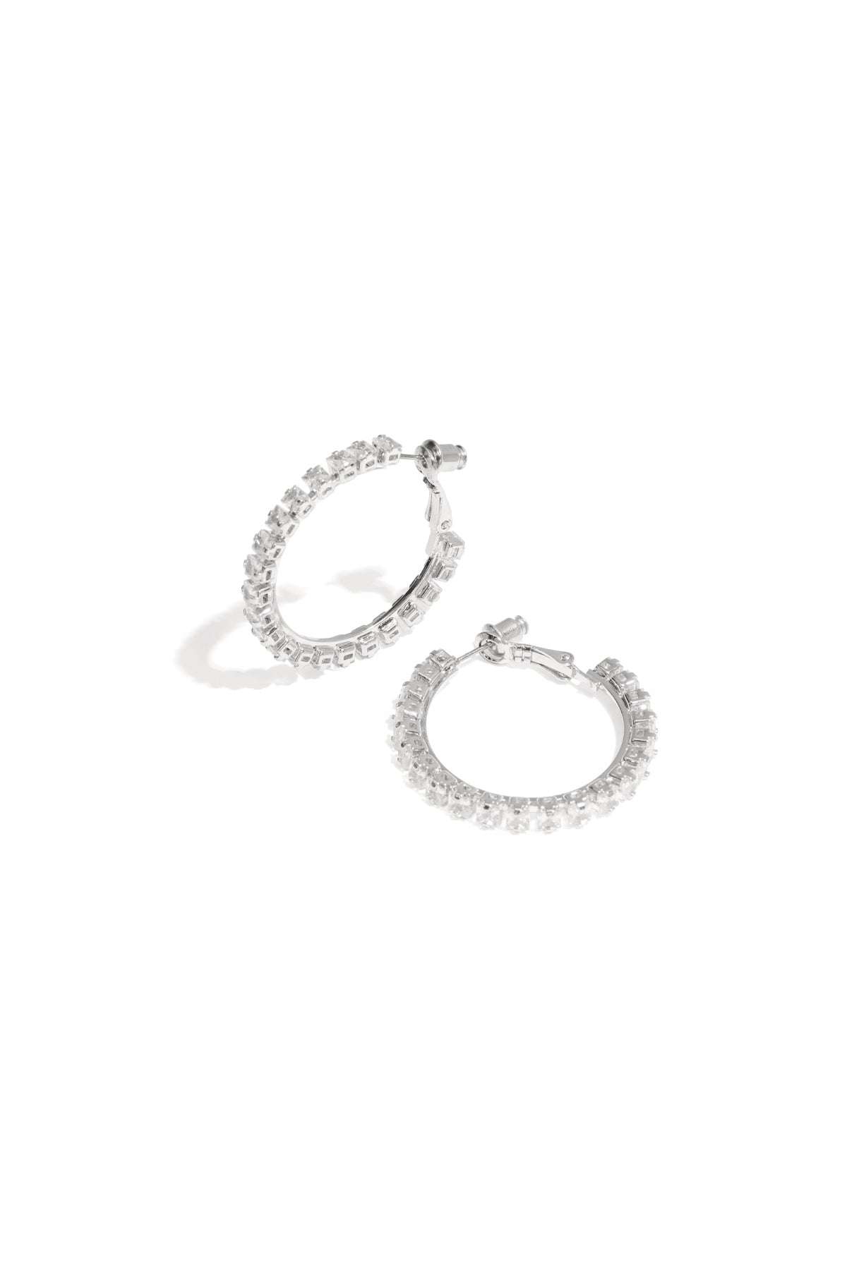Goud & Zilver Livia Crystal Hoop Oorbellen RVS Goud & Zilver – lifestyle shot | Tudor Gems