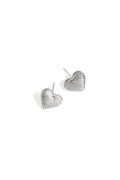 Goud & Zilver Luna Heart Oorbellen RVS – Goud & Zilver – gedragen op model | Tudor Gems