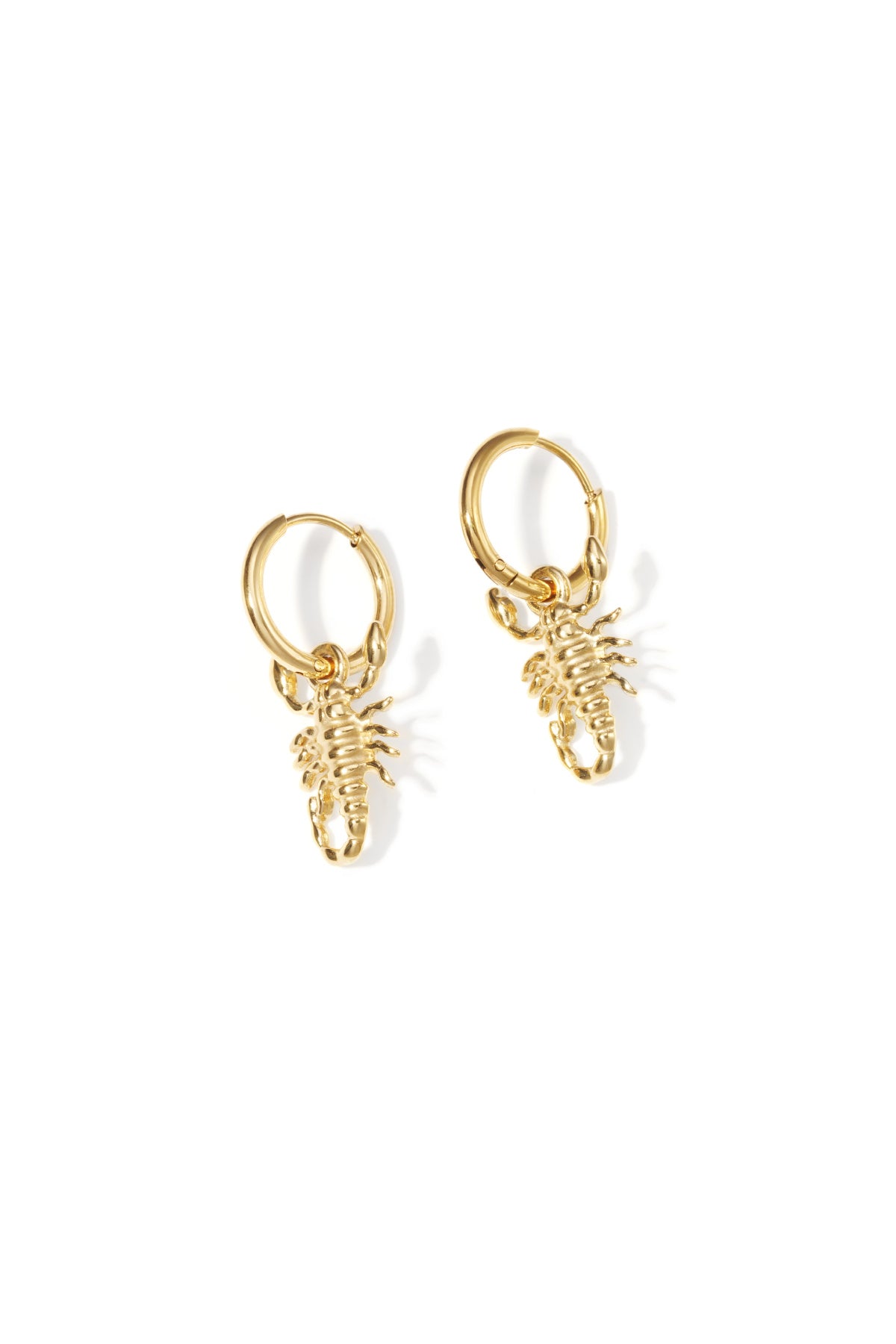 Goud & Zilver Scorpio Bedel Oorbellen RVS Goud & Zilver – productfoto | Tudor Gems