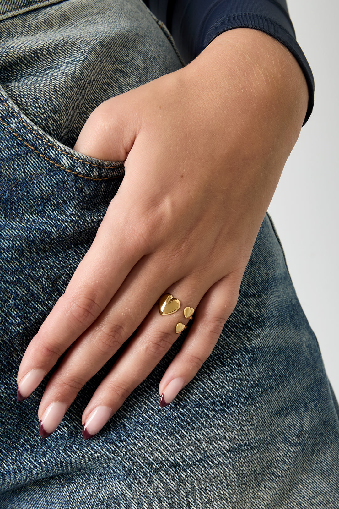 Goud & Zilver Hart ring RVS verstelbaar – Goud & Zilver – detail close-up | Tudor Gems