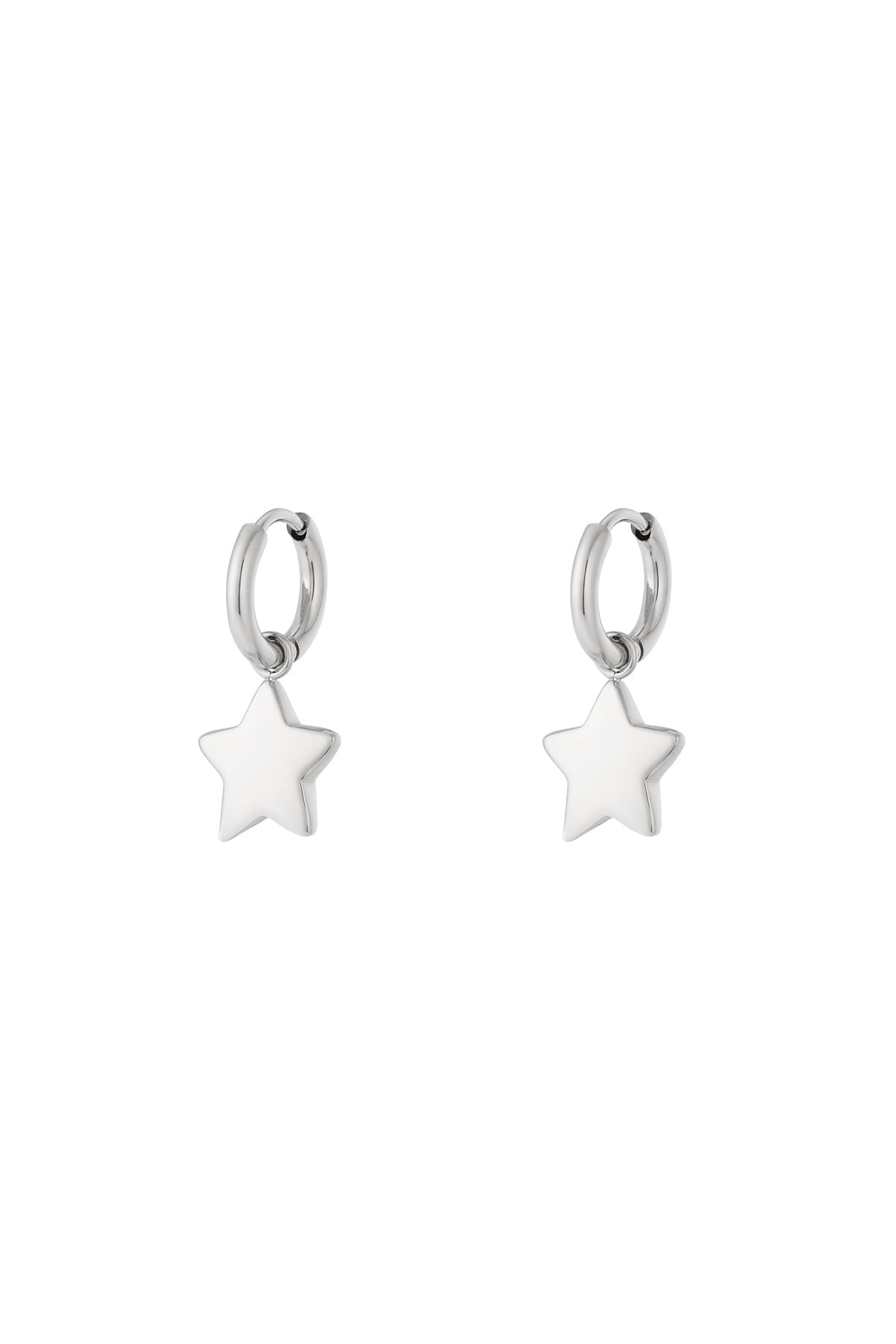Goud & Zilver Tiny Star Hoop Oorbellen RVS – Goud & Zilver – gedragen op model | Tudor Gems