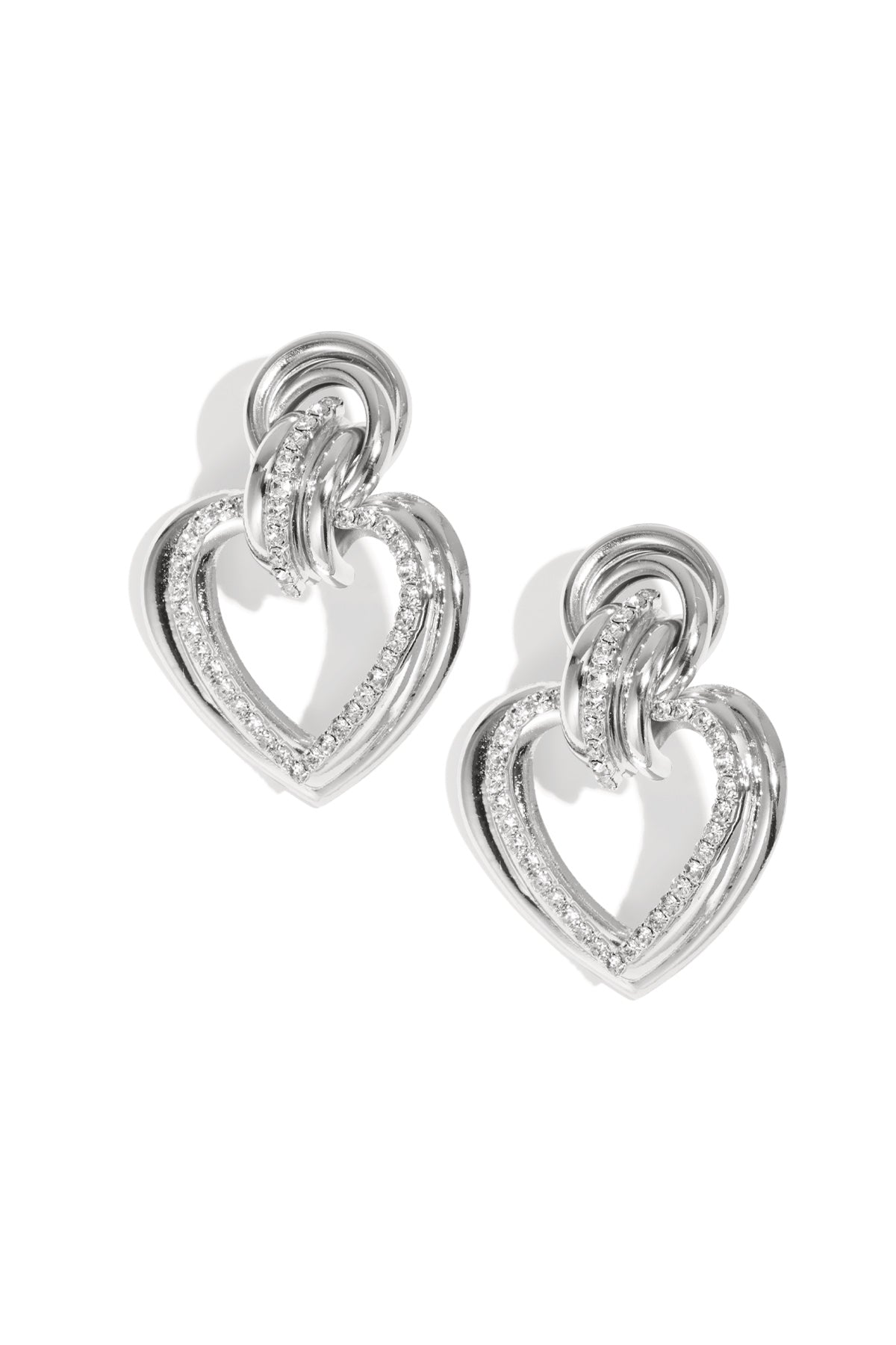 Zilver Luna Heart Drop Oorbellen Zilver RVS – lifestyle shot | Tudor Gems