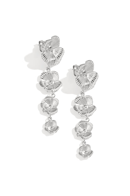 Goud & Zilver Livia Bloom Flower Oorbellen RVS Goud & Zilver – lifestyle shot | Tudor Gems