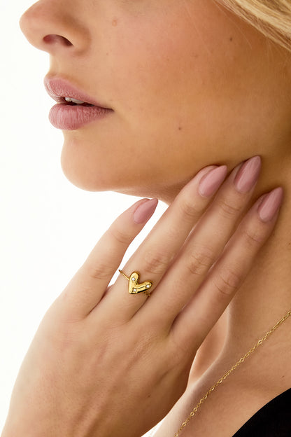 Goud & Zilver Hart Statement Ring Verstelbaar RVS Goud & Zilver – Amora Bold – detail close-up | Tudor Gems